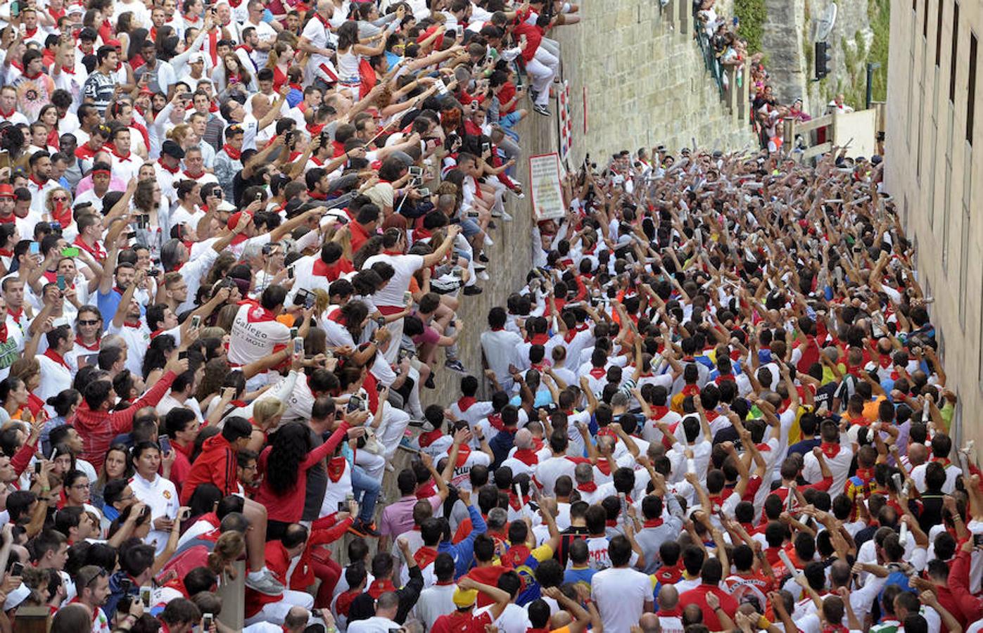 Las mejores imágenes del cuarto día de encierros en Pamplona