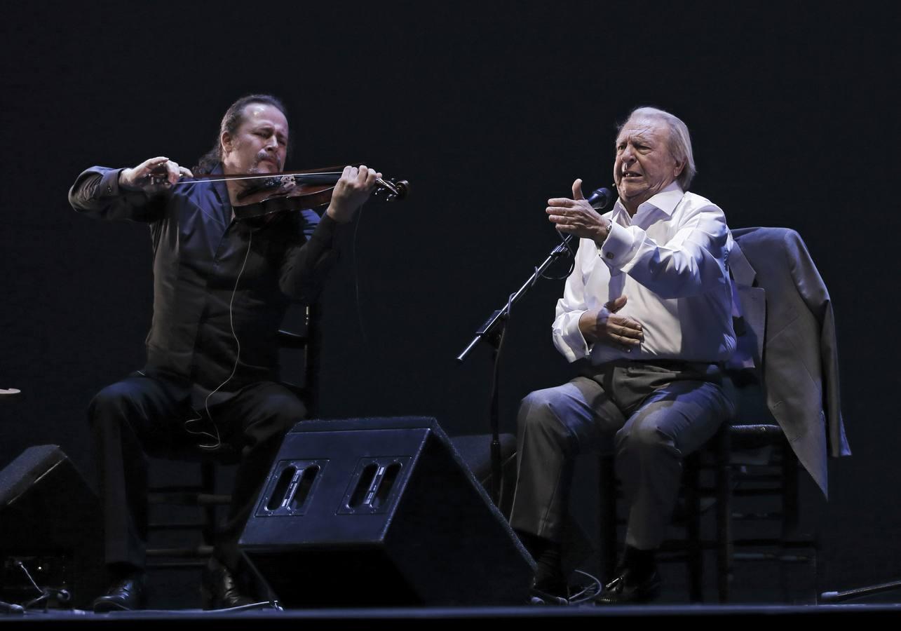 Clausura de la Bienal de Flamenco de Sevilla en el Teatro de la Maestranza en 2014