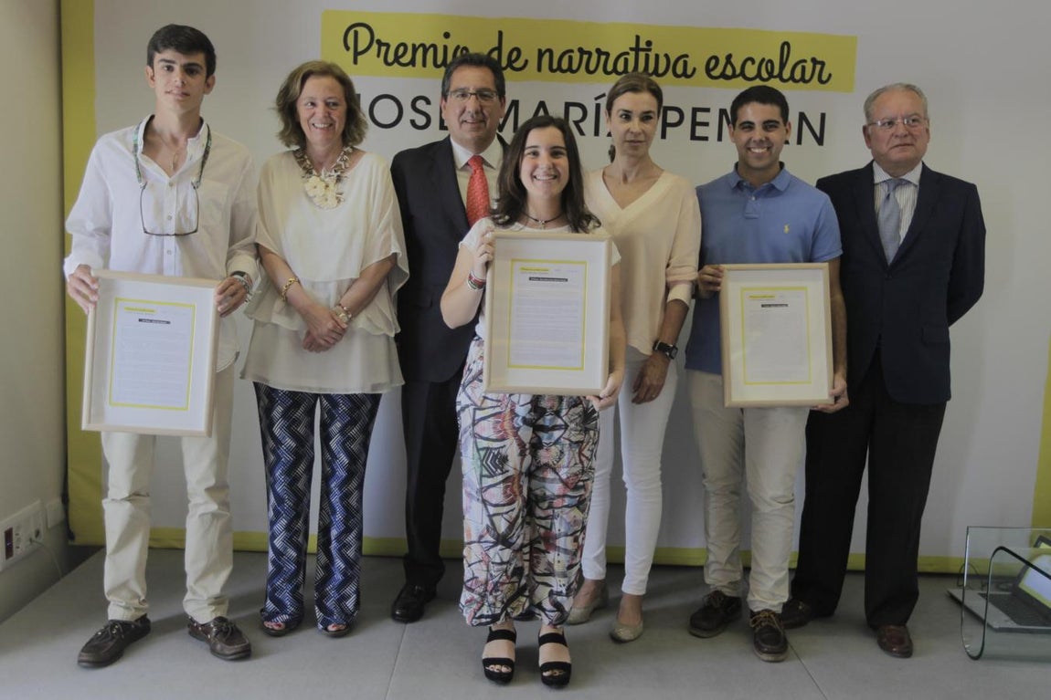 ABC y la Fundación Cajasol entregan el premio de narrativa escolar sobre el escritor