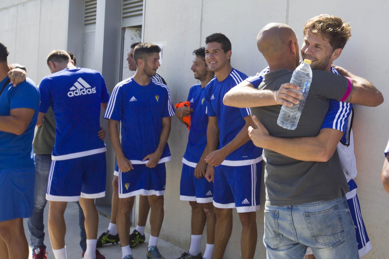 FOTOS: El Cádiz comienza su pretemporada en El Rosal