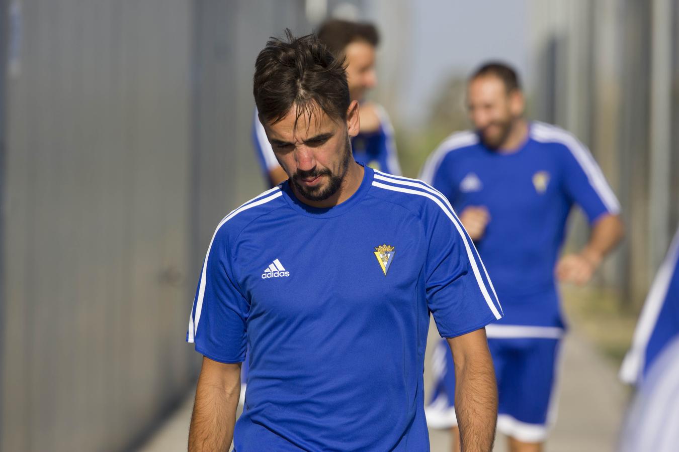 FOTOS: El Cádiz comienza su pretemporada en El Rosal