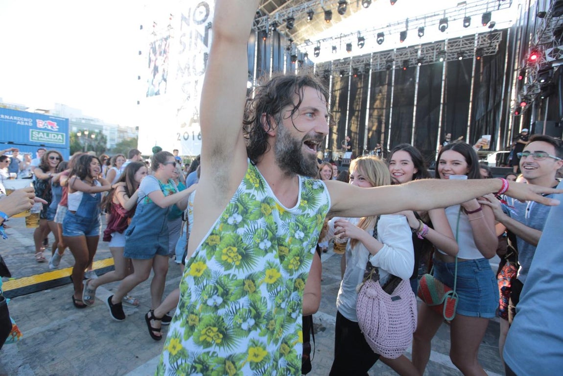 Primer día del festival No Sin Música en Cádiz, en imágenes