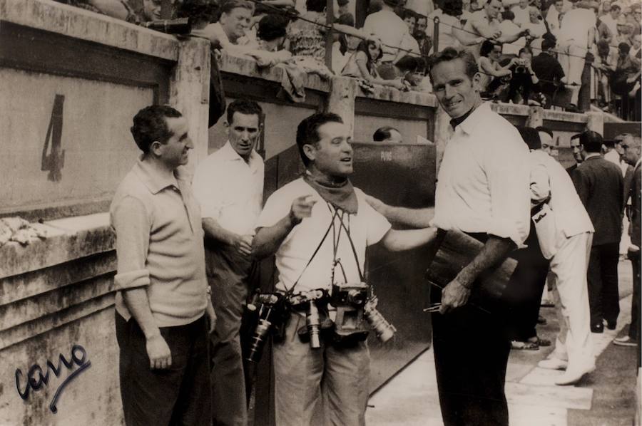 Con Charlton Heston, en los toros. 
