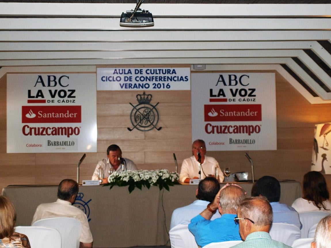 Un momento de la charla.