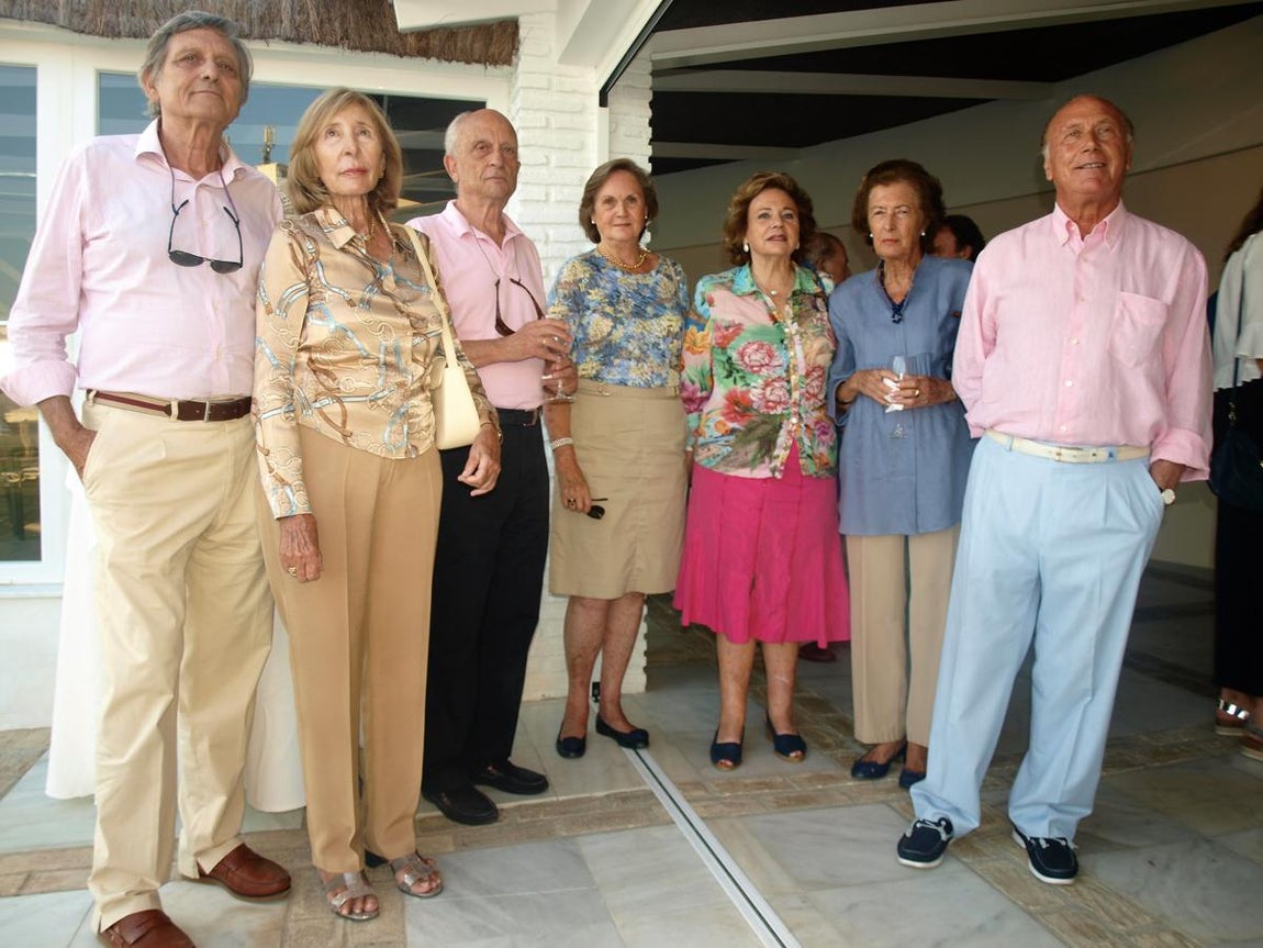Diego Salvador-Almeida, Rocío Sánchez, Manuel Fernández, Rickey Van Kretschmar, Maria Carmen Roldán, la Condesa de Villacreces y Fernando Delgado