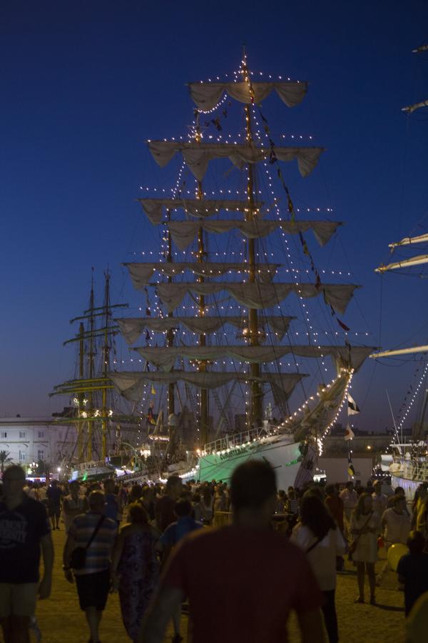 La Regata de Grandes Veleros en el Puerto de Cádiz (II)