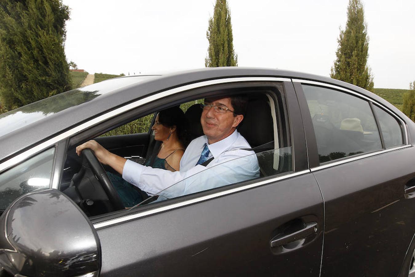 Juan Marín, presidente de Ciudadanos Andalucía, a su llegada a la celebración. J. M. SERRANO