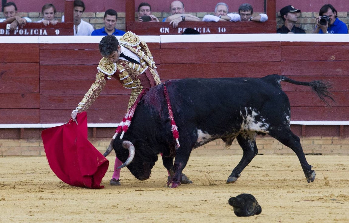 Derechazo de mano baja. 