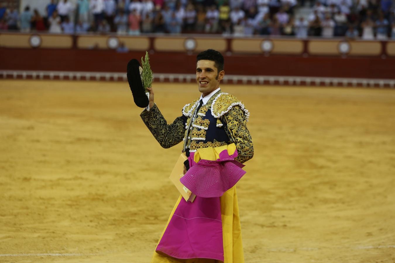 Morante, Castella y Borja Jiménez sellan una tarde de arte en El Puerto