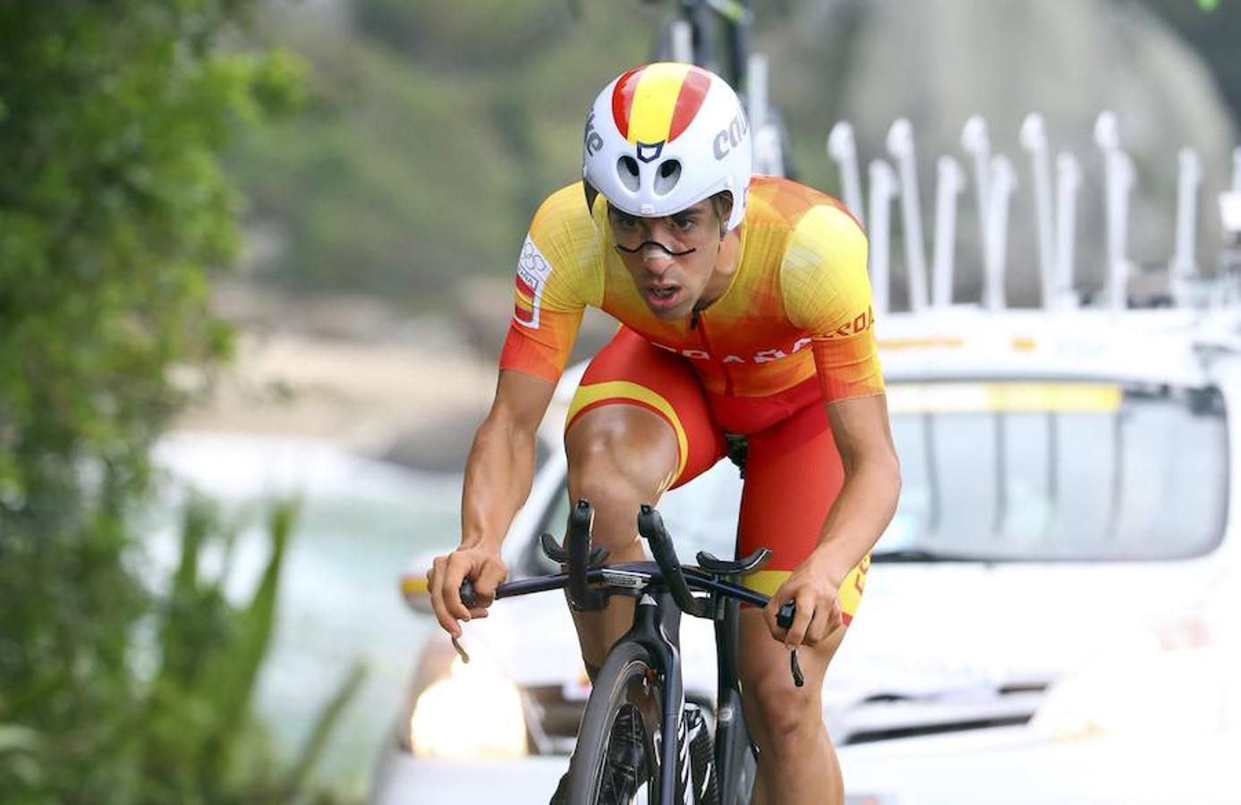 Por solo cuatro centésimas. Esas han sido las que han separado al ciclista español Jonathan Castroviejo de conseguir el bronce en la competición a contrarreloj del ciclismo en ruta. La medalla se la ha llevado el brtiánico Chris Froome