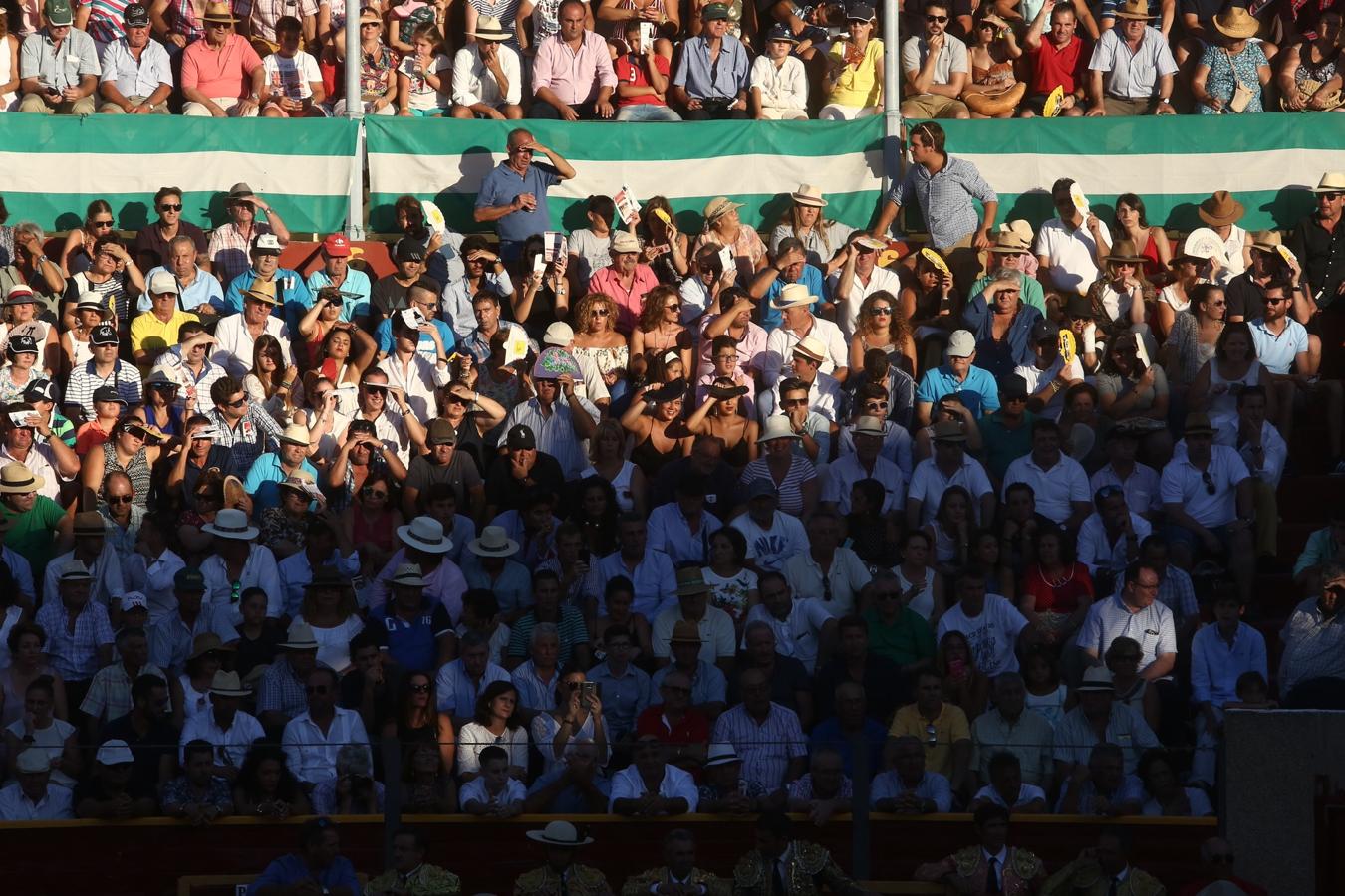 Toros en Sanlúcar: Padilla, Manzanares, López Simón y El Fandi