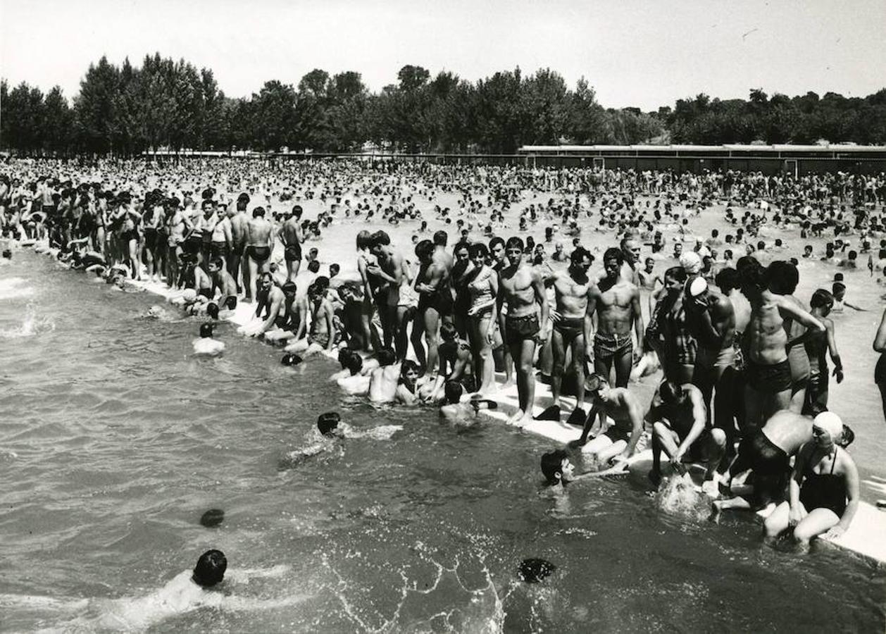 5. El verano de 1986, la campaña se cerró con 225.000 bañistas