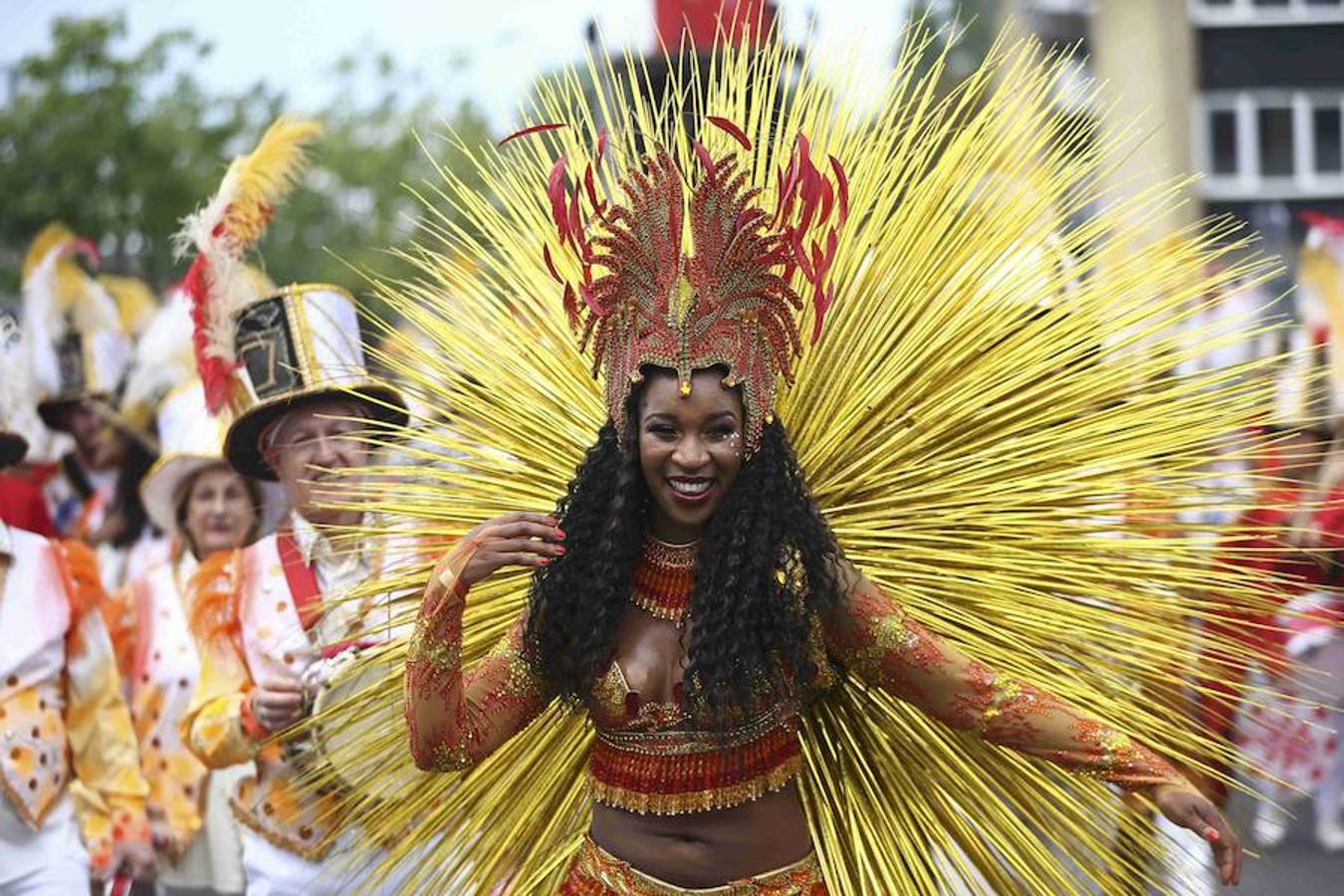 El carnaval se llena de música en vivo. 