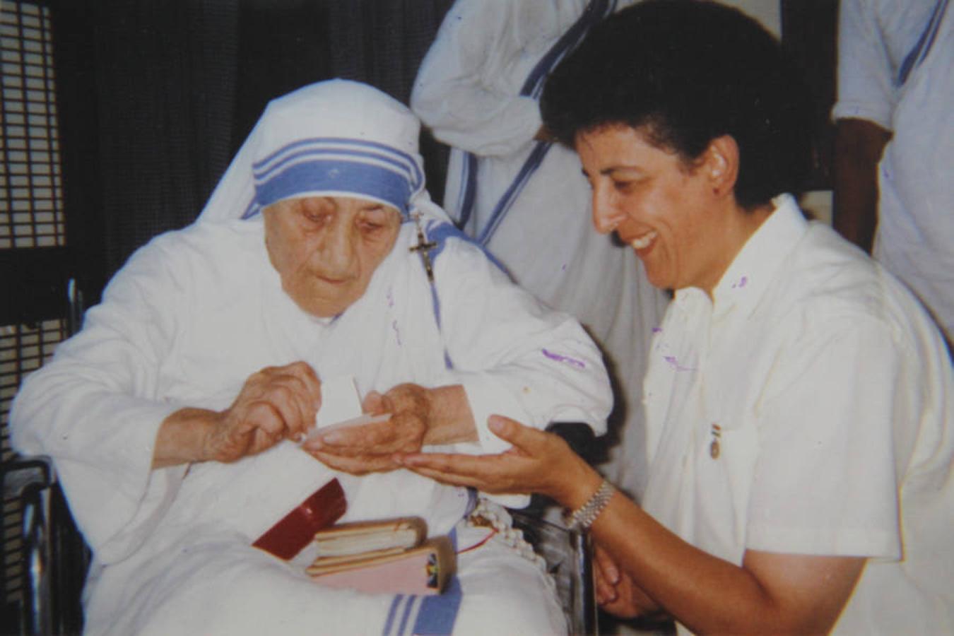 La voluntaria española Montse Alonso, que lleva viniendo a Calcuta desde 1994, conoció a la Madre Teresa, a quien trató con frecuencia. 