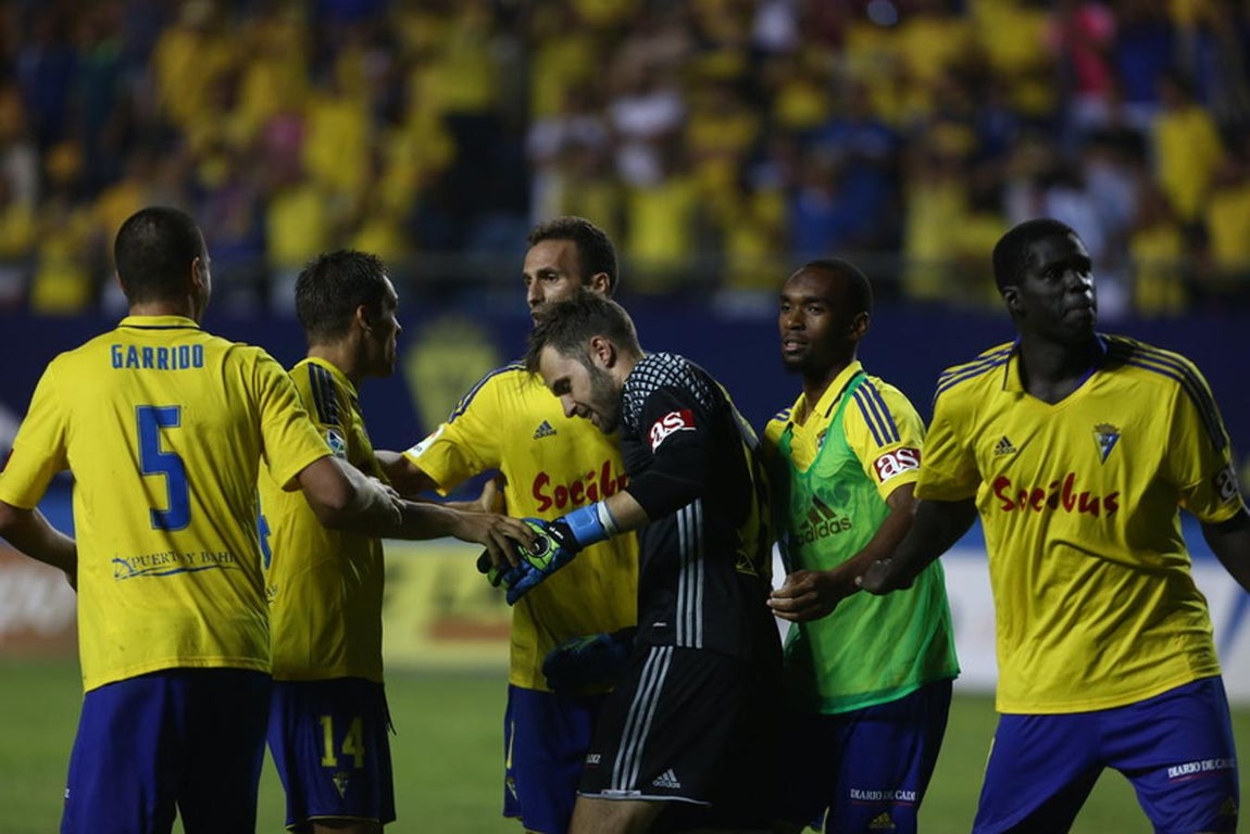Fotos: El Cádiz se impone en los penaltis (3-2)
