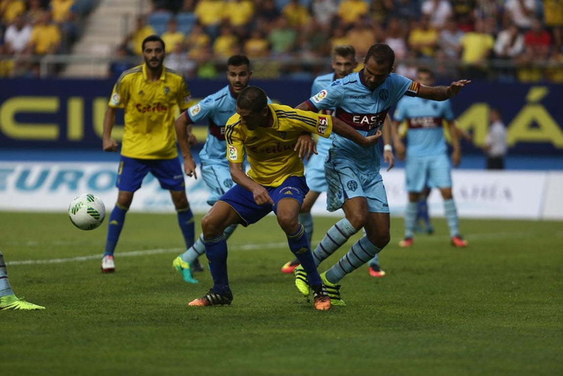 Fotos: El Cádiz empata y juega la prórroga (1-1)