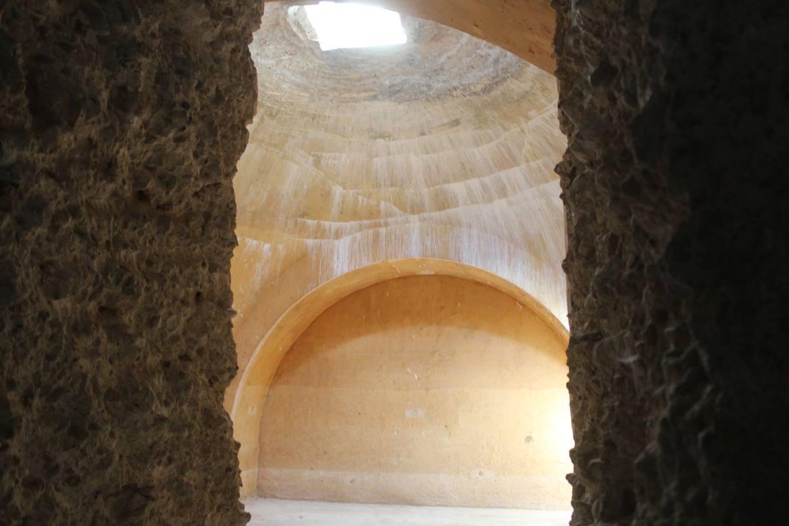 El rehabilitado castillo medieval de Baena, en imágenes