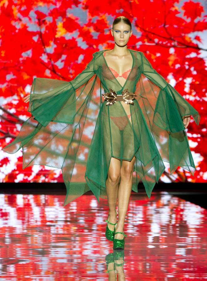 MBFWM PRIMAVERA-VERANO 2017: Las mejores imágenes del desfile de Andrés Sardá