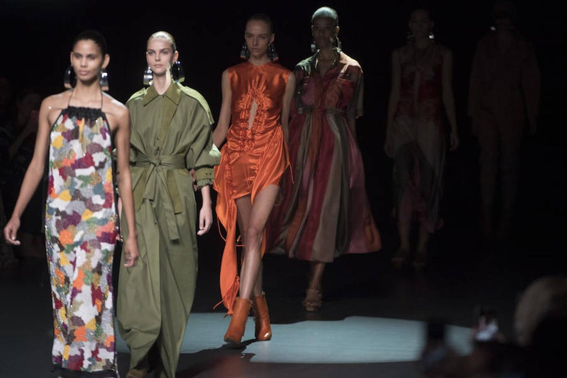 MBFWM 2017: Lo mejor del desfile de Juan Vidal