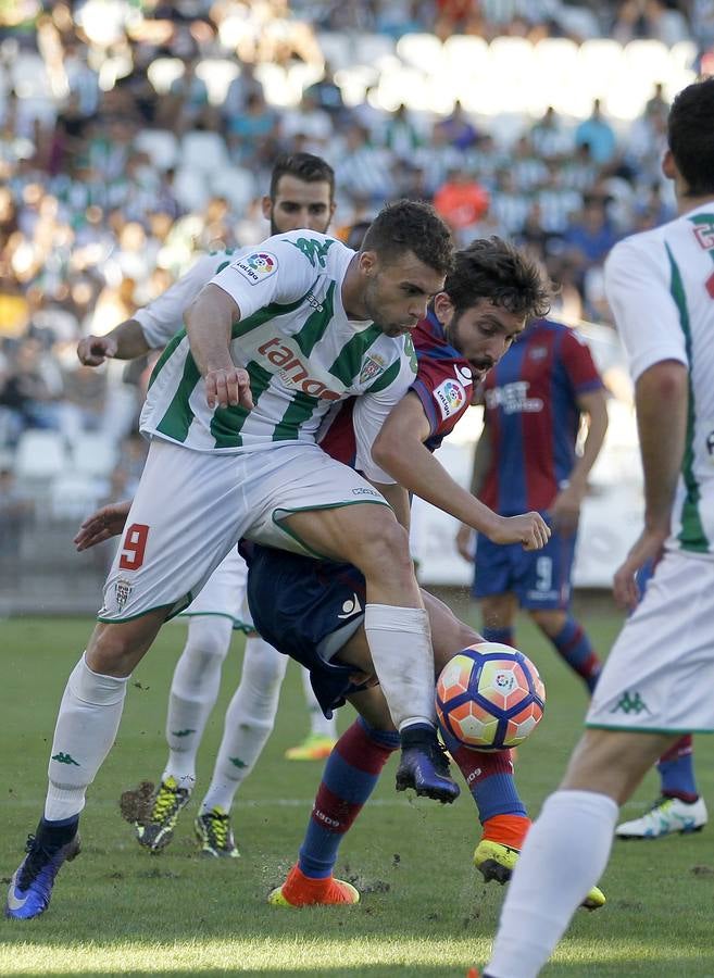 El Córdoba-Levante, en imágenes