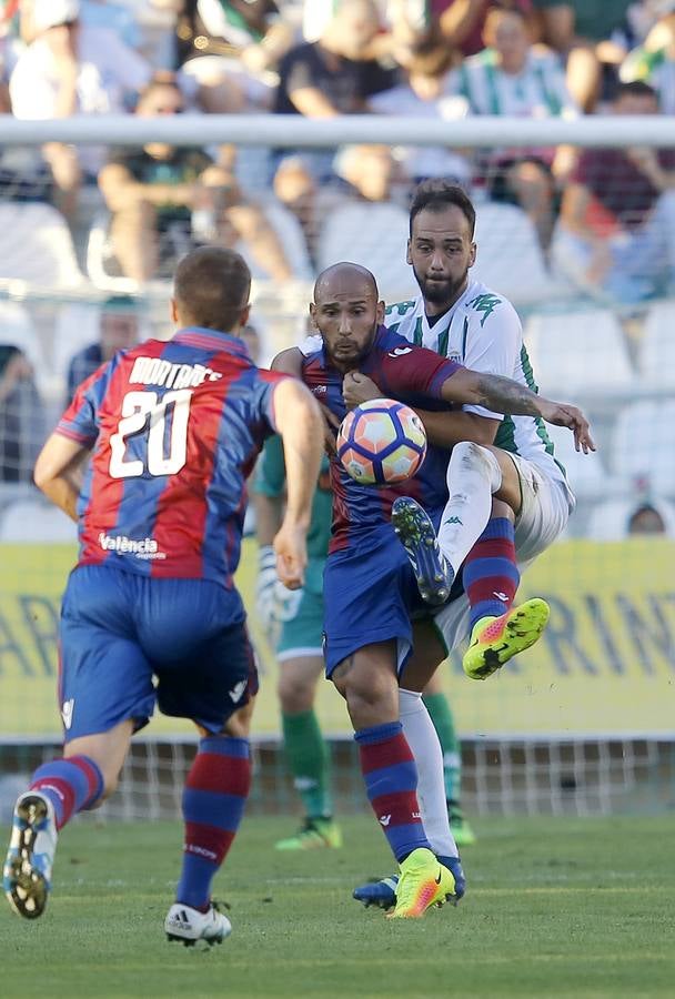 El Córdoba-Levante, en imágenes