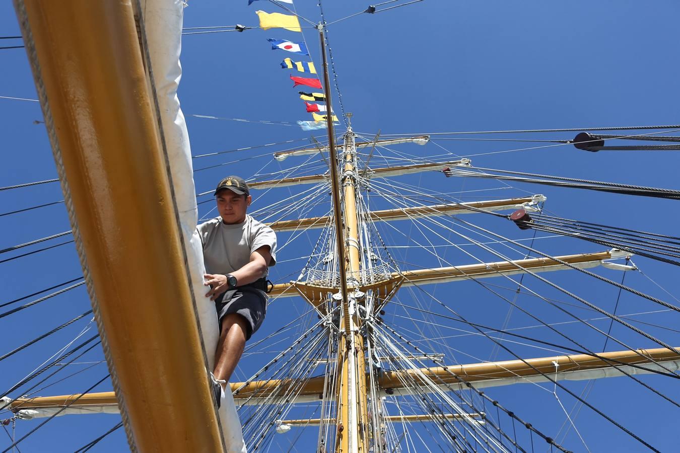 La fragata Libertad visita Cádiz