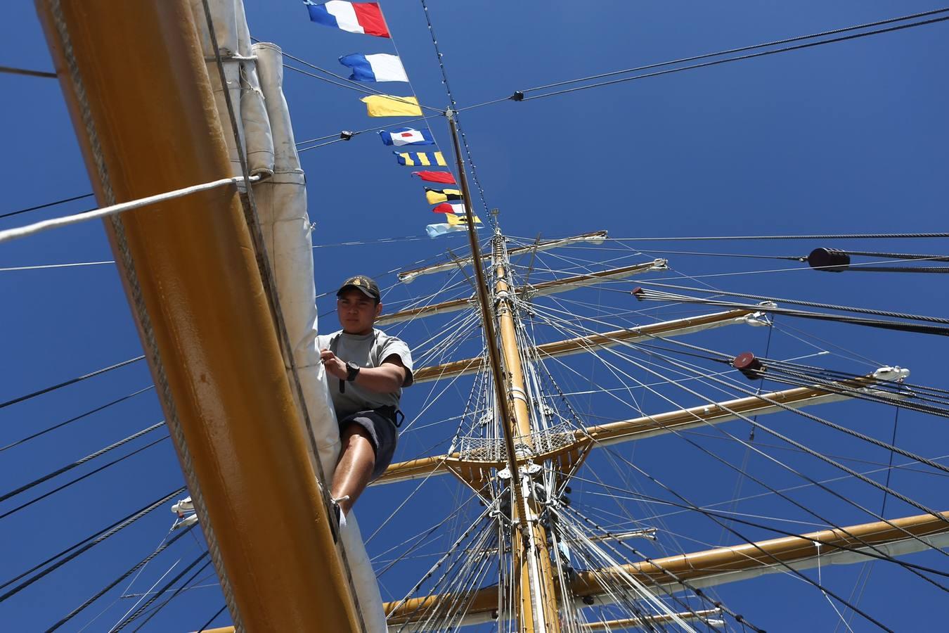 La fragata Libertad visita Cádiz