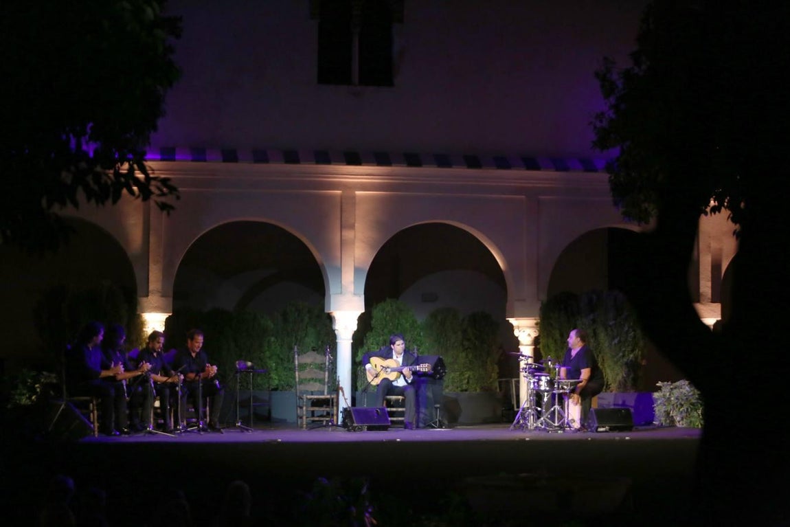 Manuel Valencia presenta su primer trabajo discográfico en la Bienal