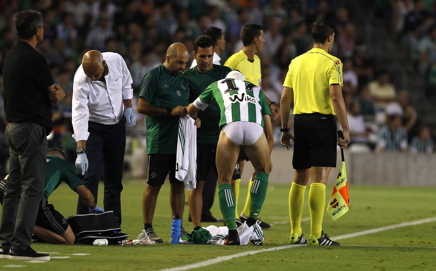 La victoria del Betis ante el Málaga, en imágenes