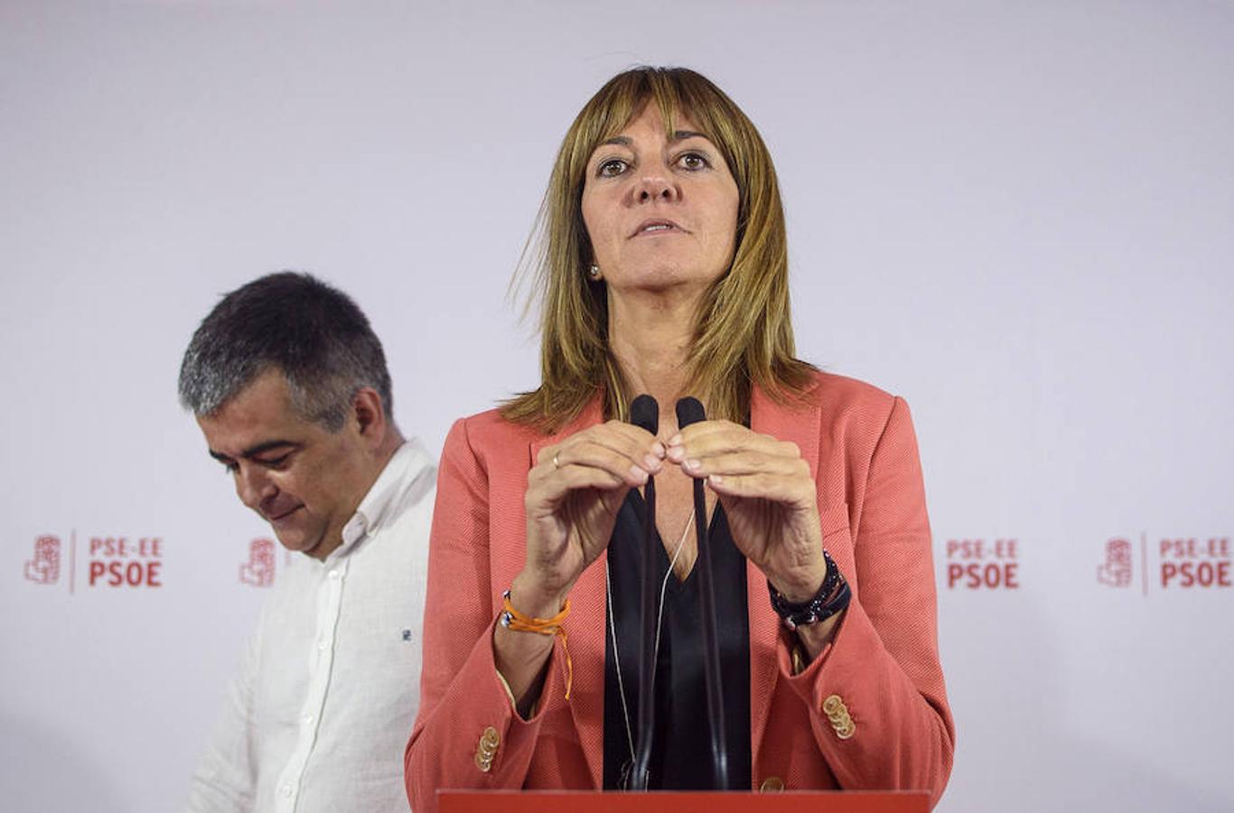 PSE-EE- la formación que más se resiente. La formación encabezada por la candidata Idoia Mendía se queda prácticamente en la mitad de escaños, bajando desde los 16 que obtuvo en los comicios de 2012, a los nueve actuales. El partido se ha visto sobrepasado por la formación de Pablo Iglesias.