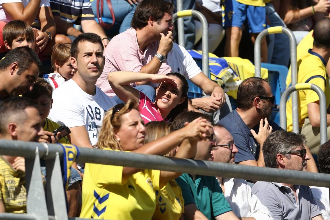 FOTOS: Búscate en el partido del Cádiz CF vs Oviedo