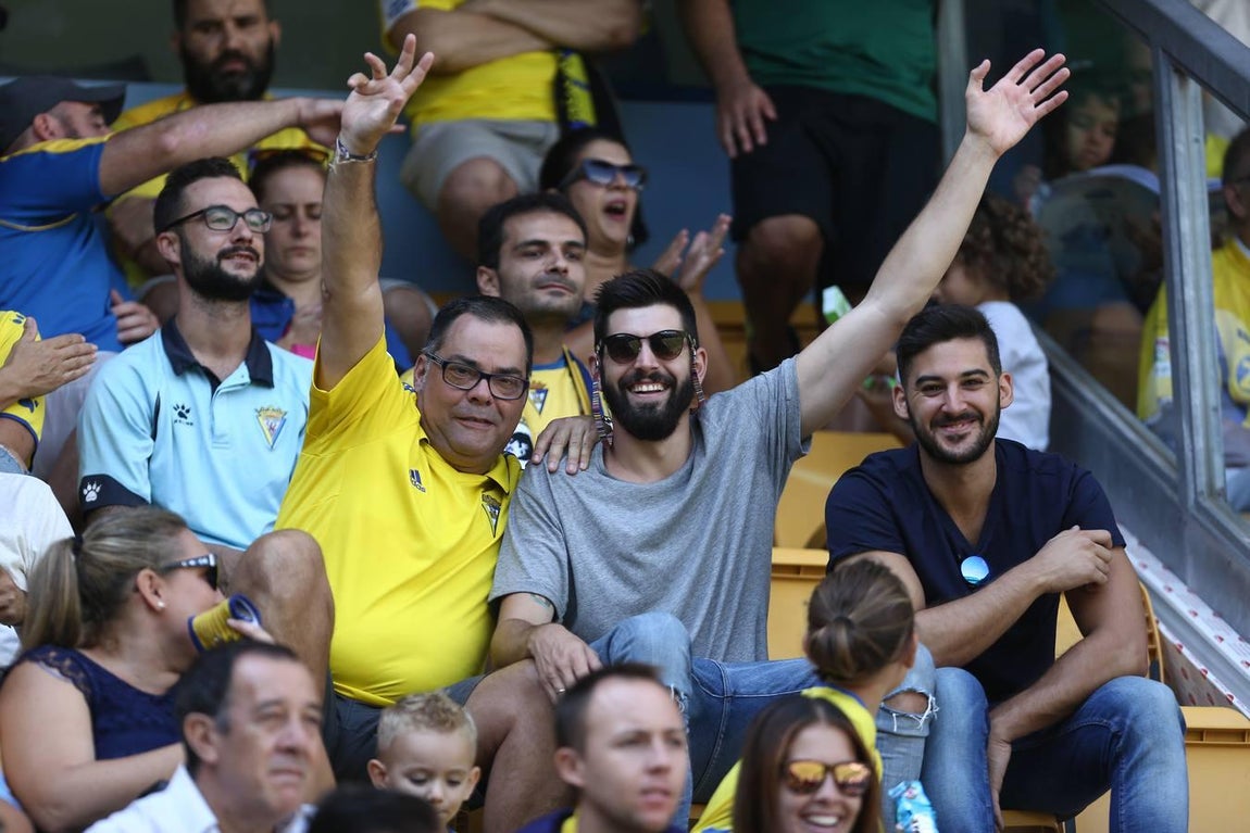 FOTOS: Búscate en el partido del Cádiz CF vs Oviedo