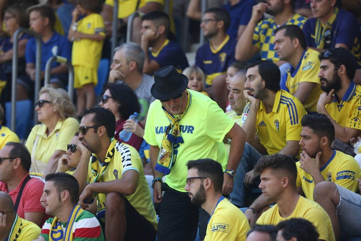 FOTOS: Búscate en el partido del Cádiz CF vs Oviedo