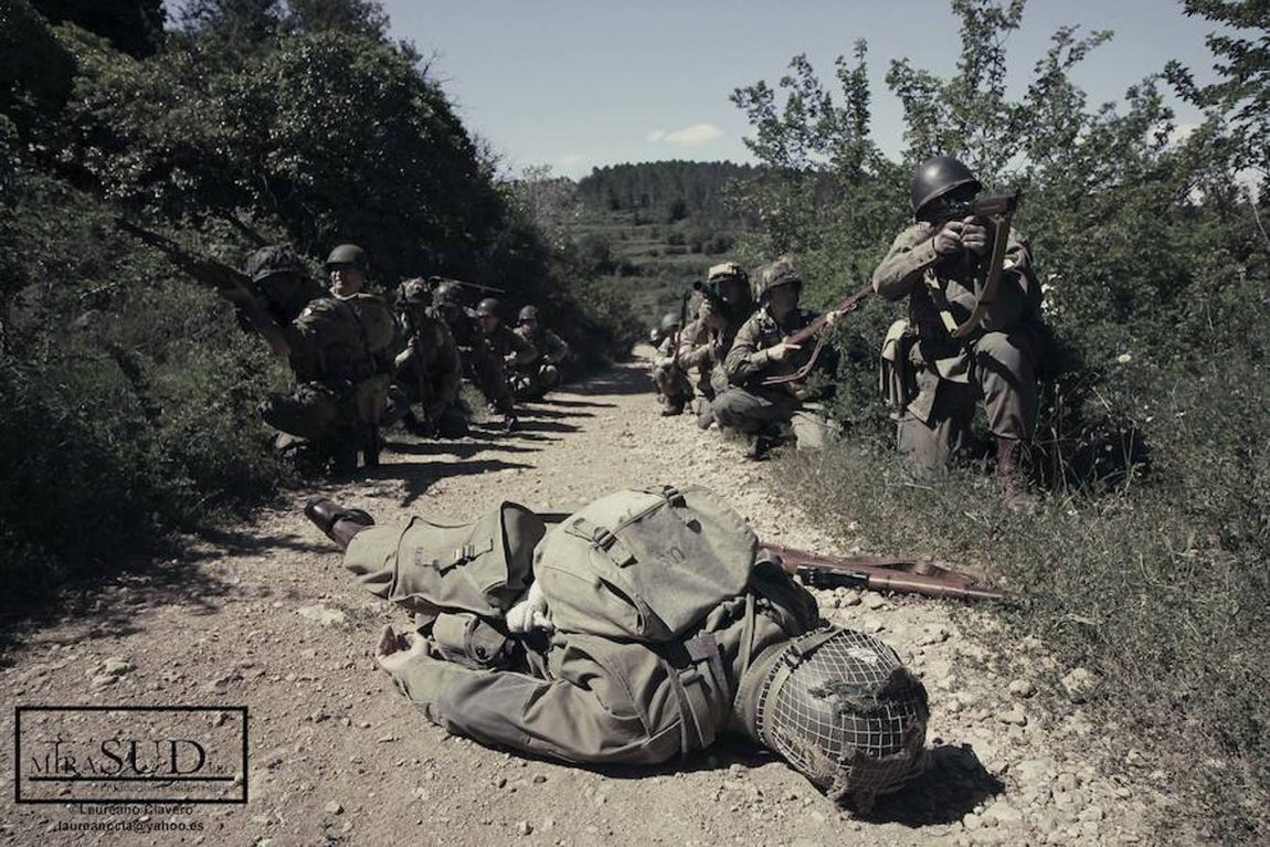 Lo hizo con una sesión de fotografías históricas que buscaban recrear la famosa batalla. 