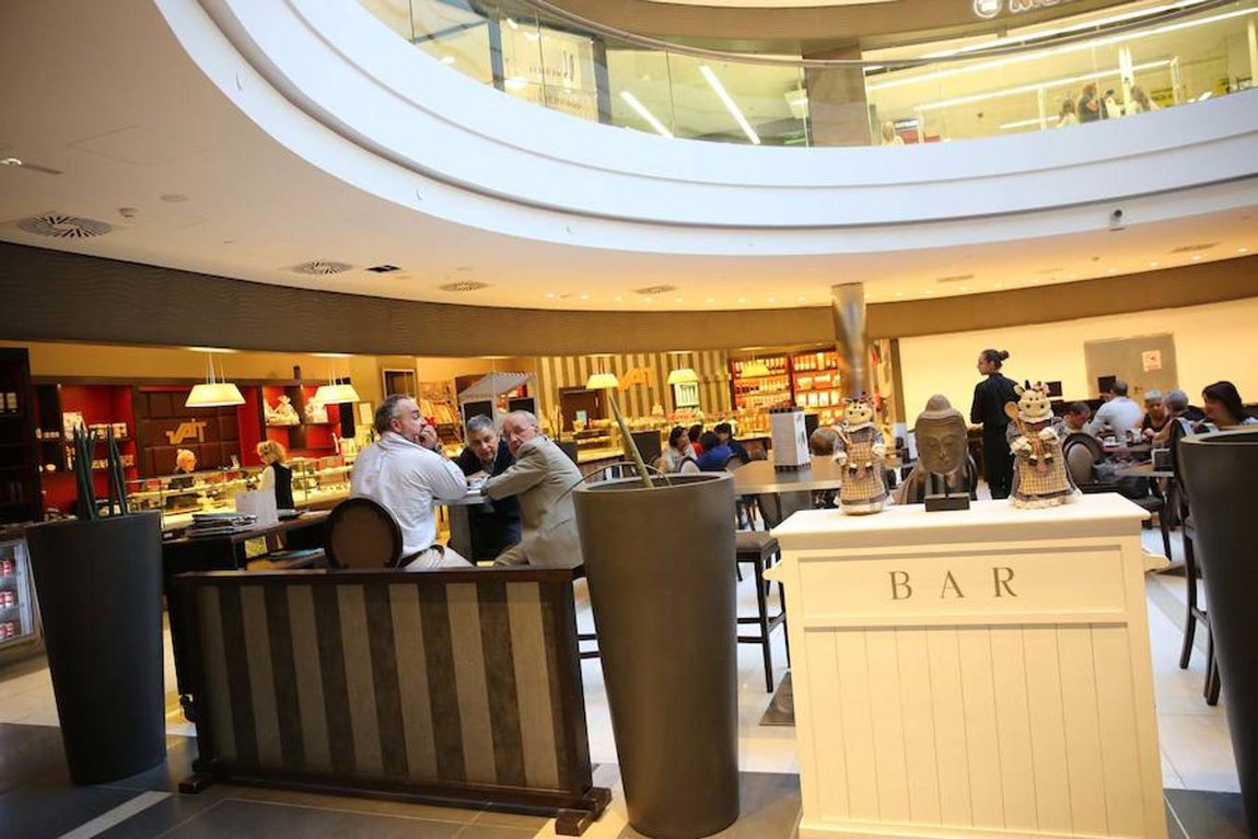 1. Nuevo espacio central de ABC Serrano, con luz natural