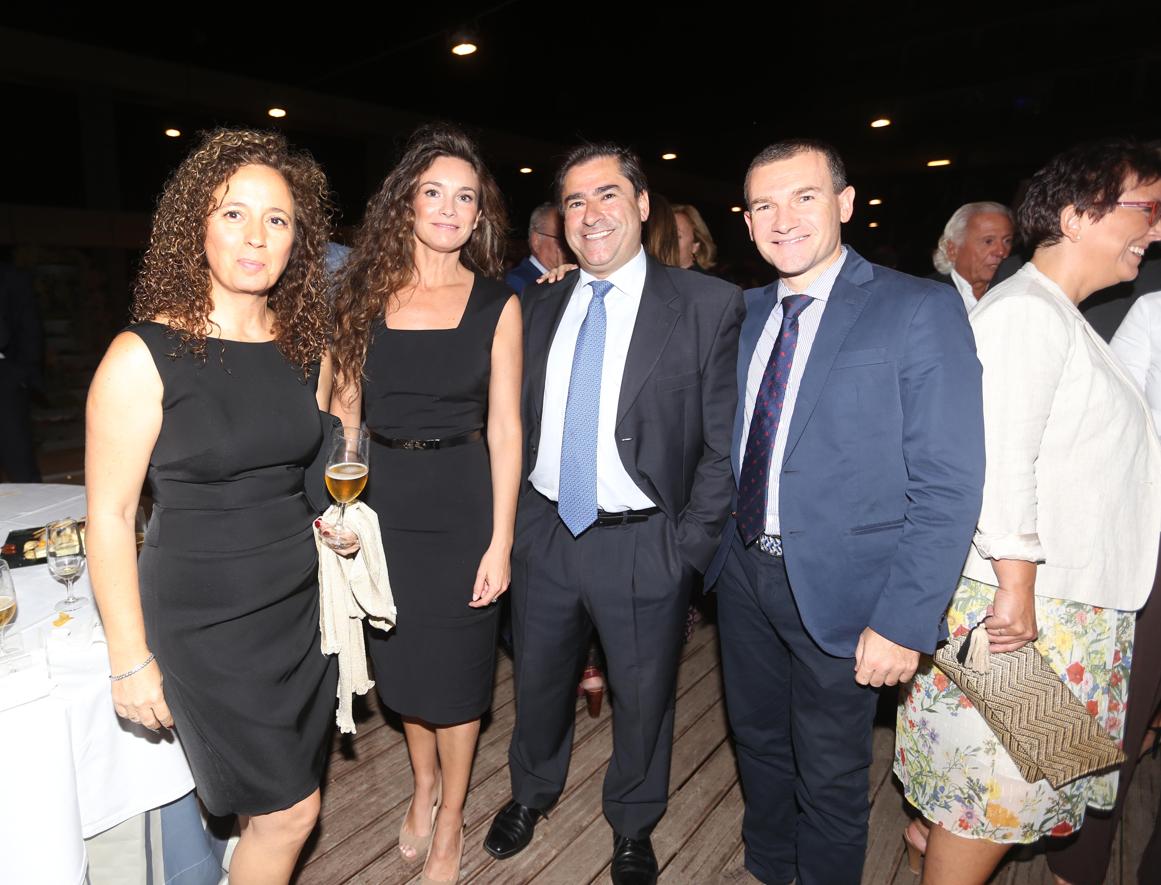 Teresa Domínguez, Aurora Martínez, Fernando Estrella y Carlos Sanz