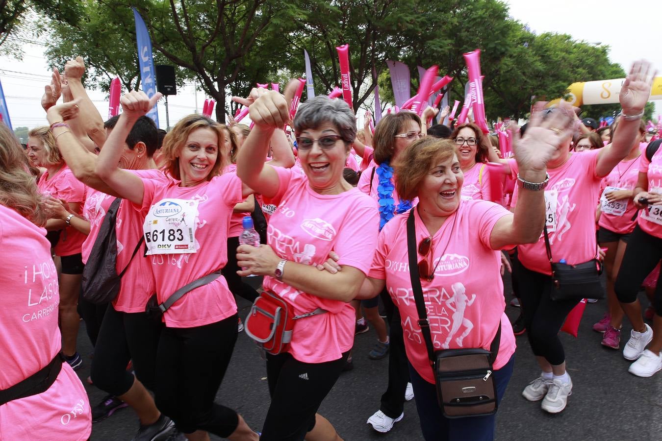 Doce mil corredoras baten récord de participación en la prueba sevillana