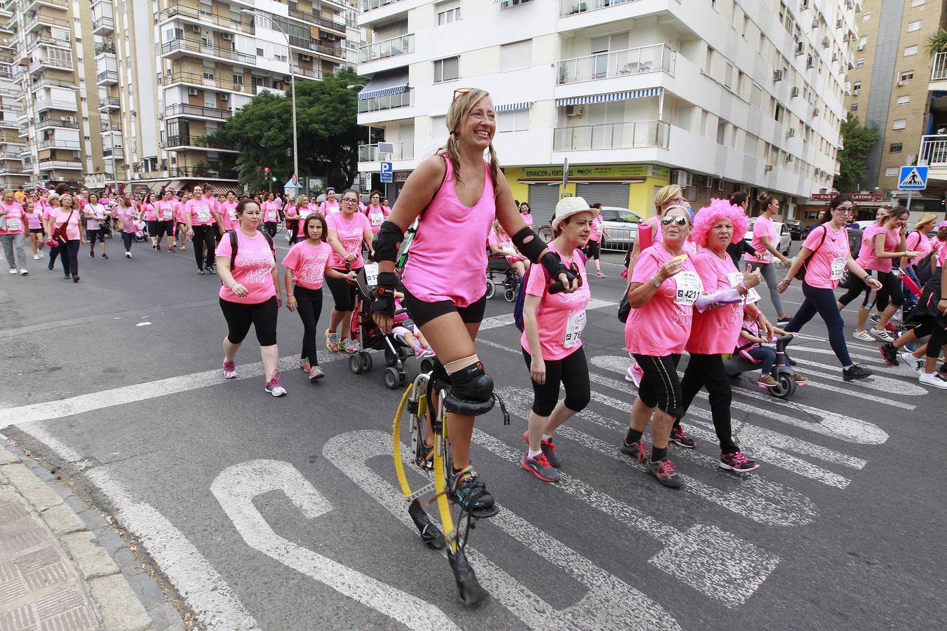 Doce mil corredoras baten récord de participación en la prueba sevillana