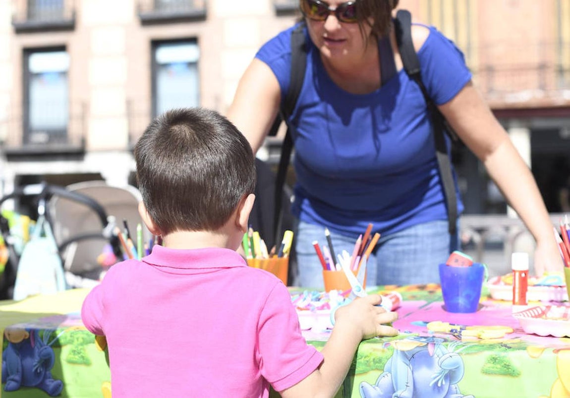 9. Tetada pública celebrada en Alcalá de Henares en el marco de la Semana de la Lactancia Materna