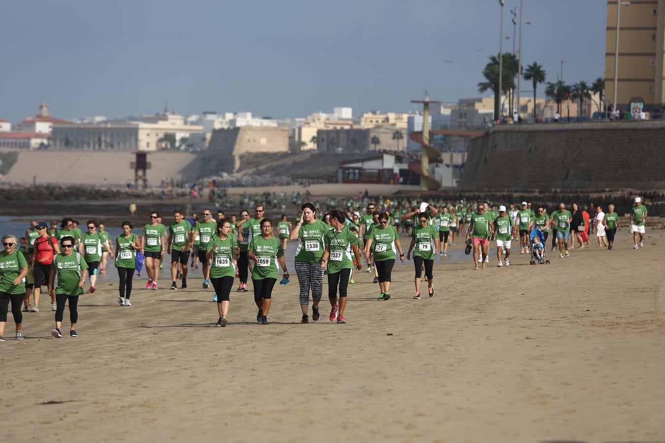 Carrera contra el Cáncer celebrada en Cádiz