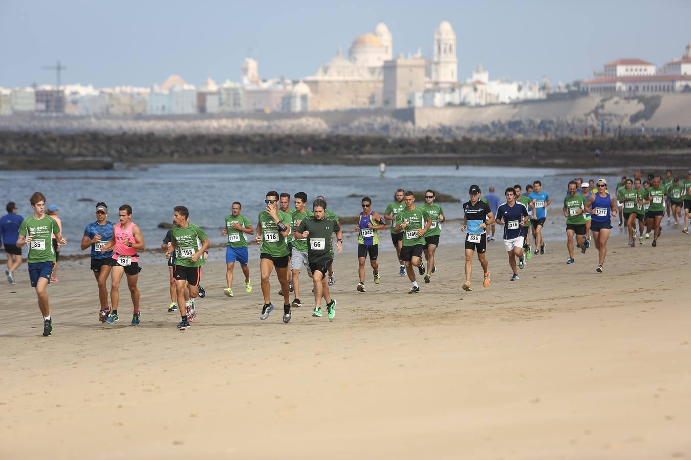 Carrera contra el Cáncer celebrada en Cádiz