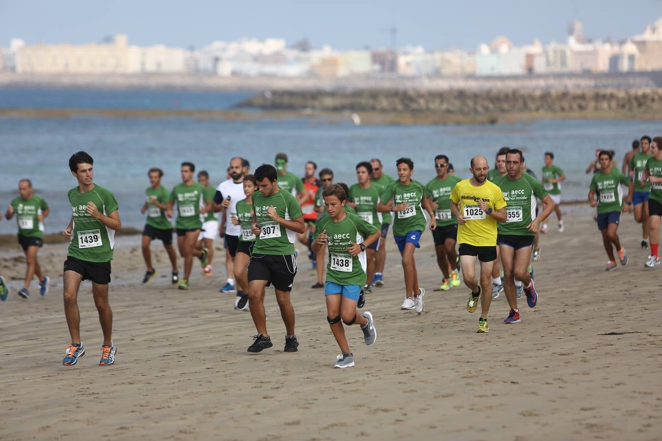 Carrera contra el Cáncer celebrada en Cádiz