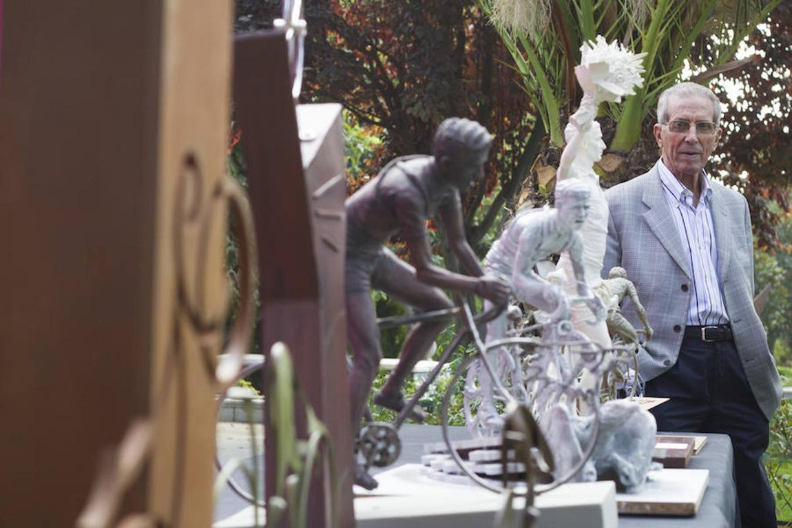 En imágenes: Los proyectos de la escultura de Bahamontes