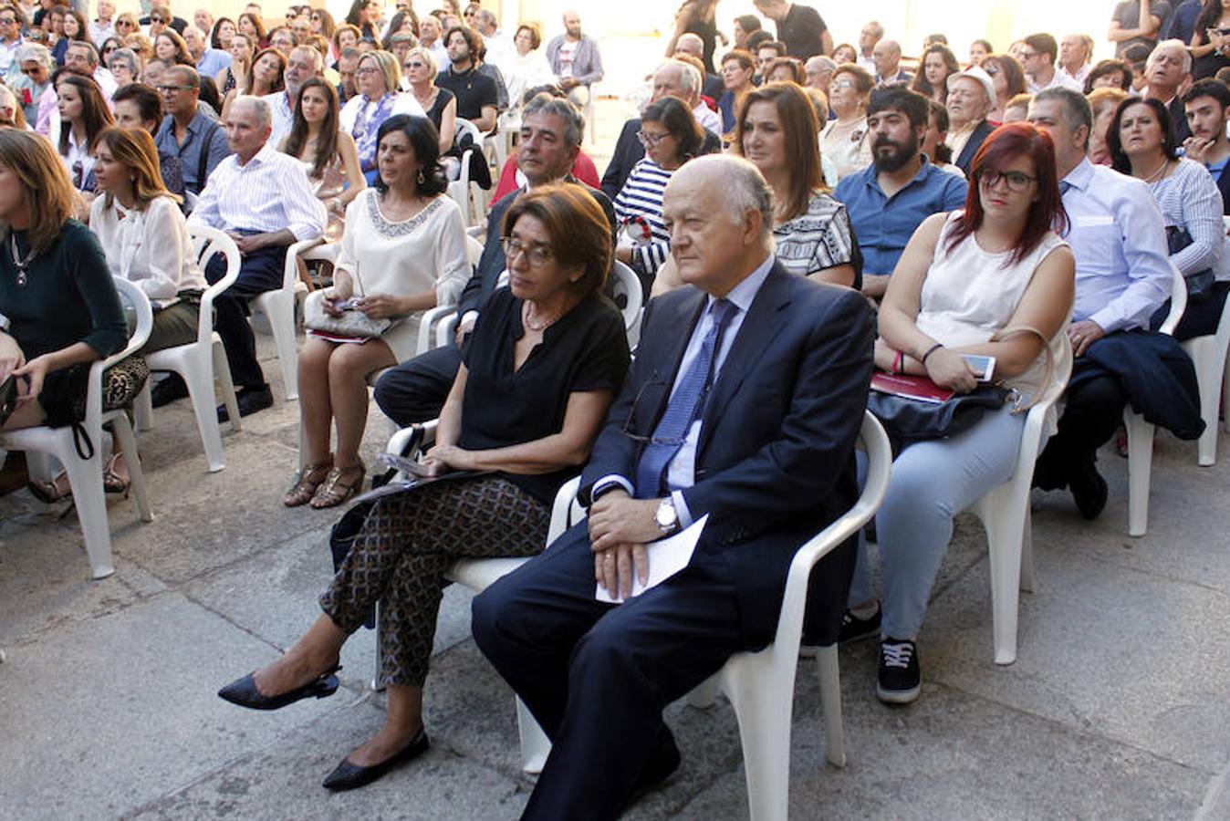 En imágenes: La primera promoción de arquitectos de Castilla-La Mancha