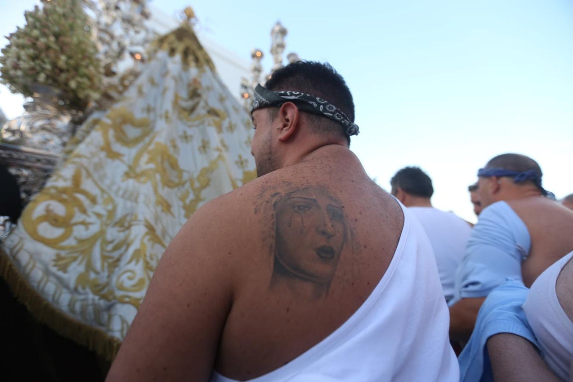 Cádiz celebra la Virgen del Rosario