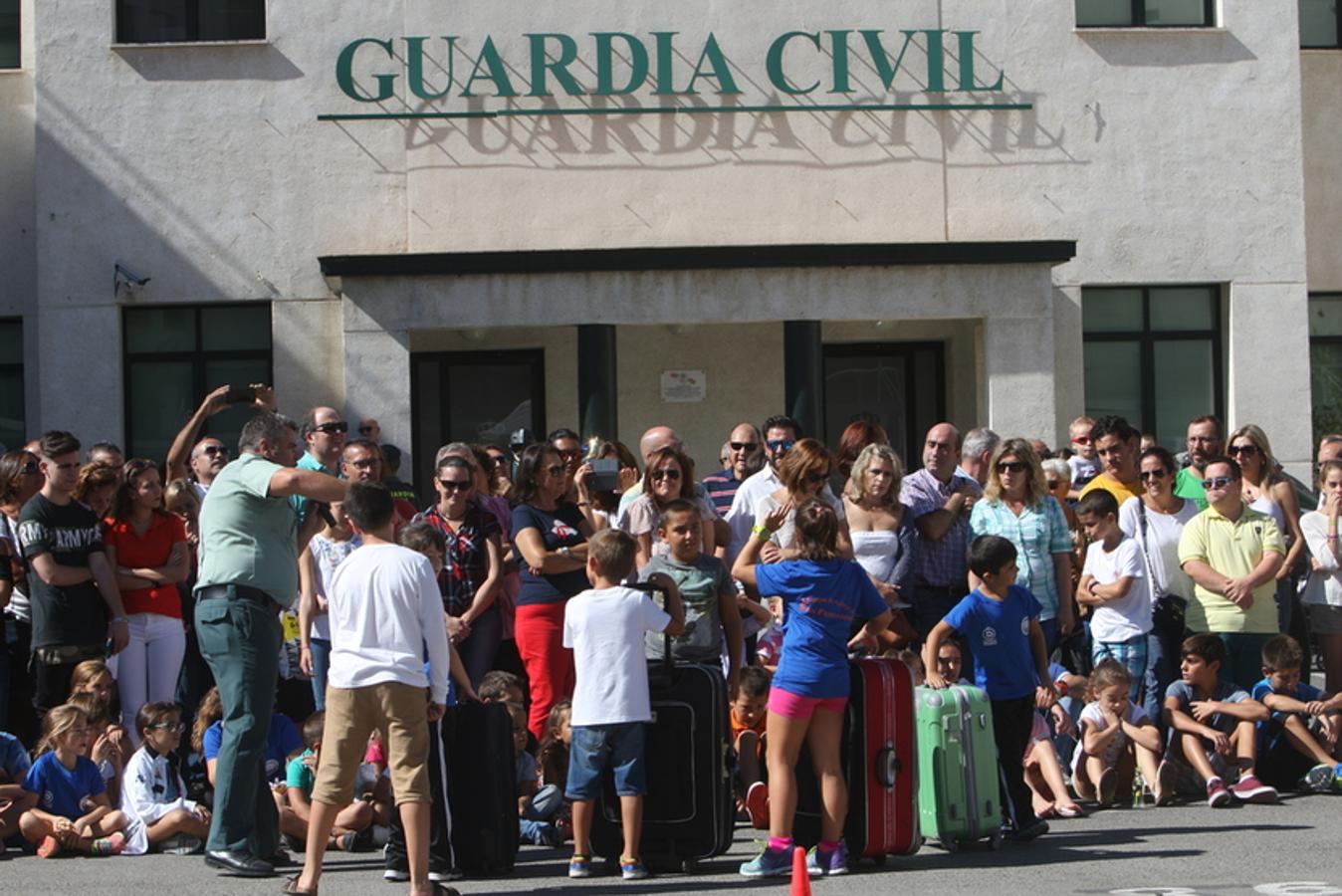 Jornada de puertas abiertas en la Guardia Civil de Cádiz