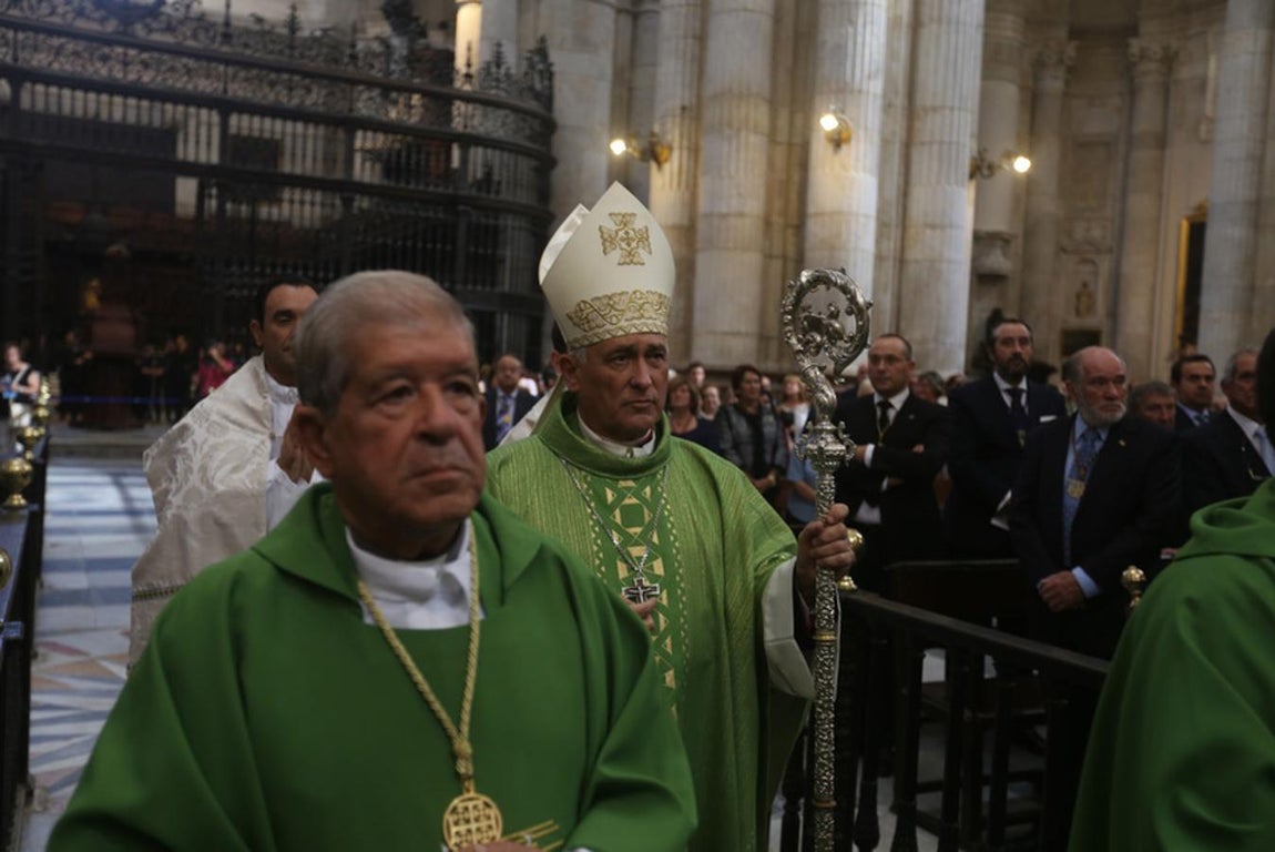 Solemne Función Pontifical en la Catedral