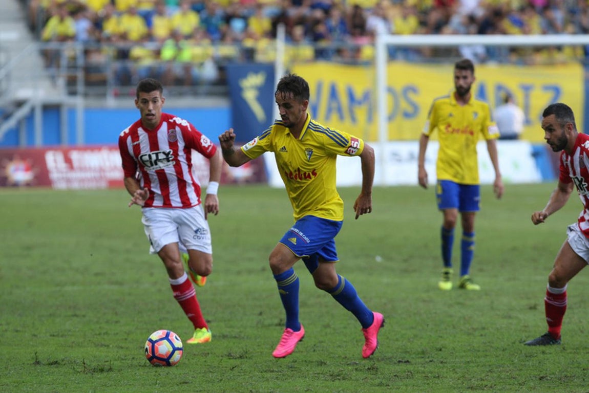 Las imágenes del partido Cádiz CF - Girona FC