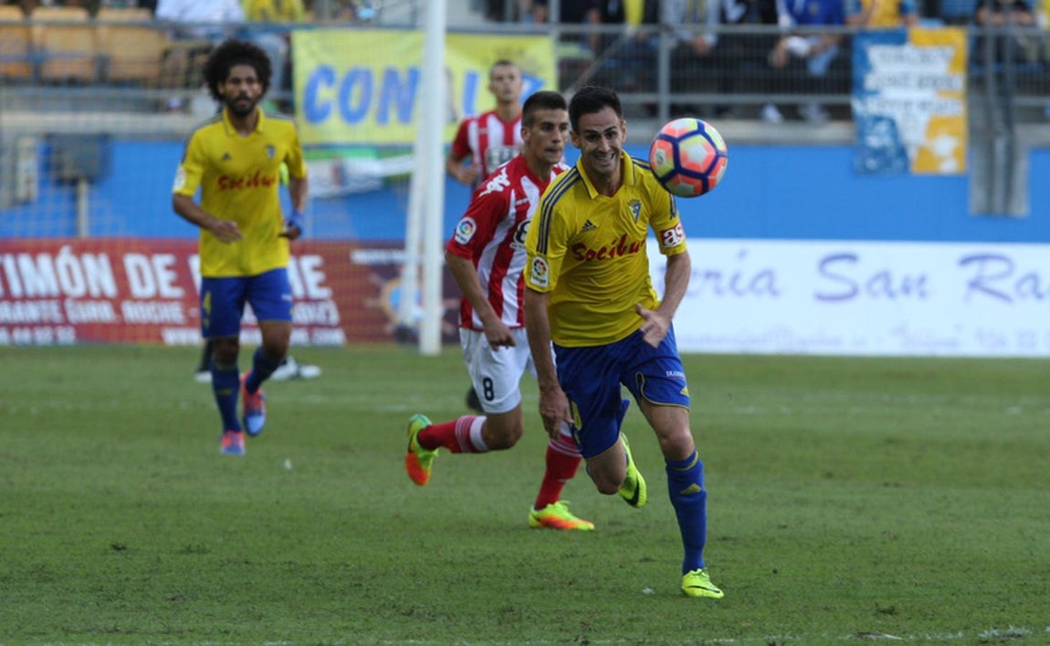 Las imágenes del partido Cádiz CF - Girona FC