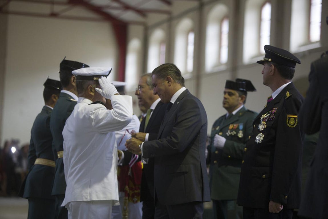 Celebración de la festividad del Pilar de la Guardia Civil de Cádiz